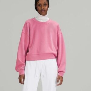 Lululemon Perfectly Oversized Cropped Crew Softstreme
Pink Blossom size 6